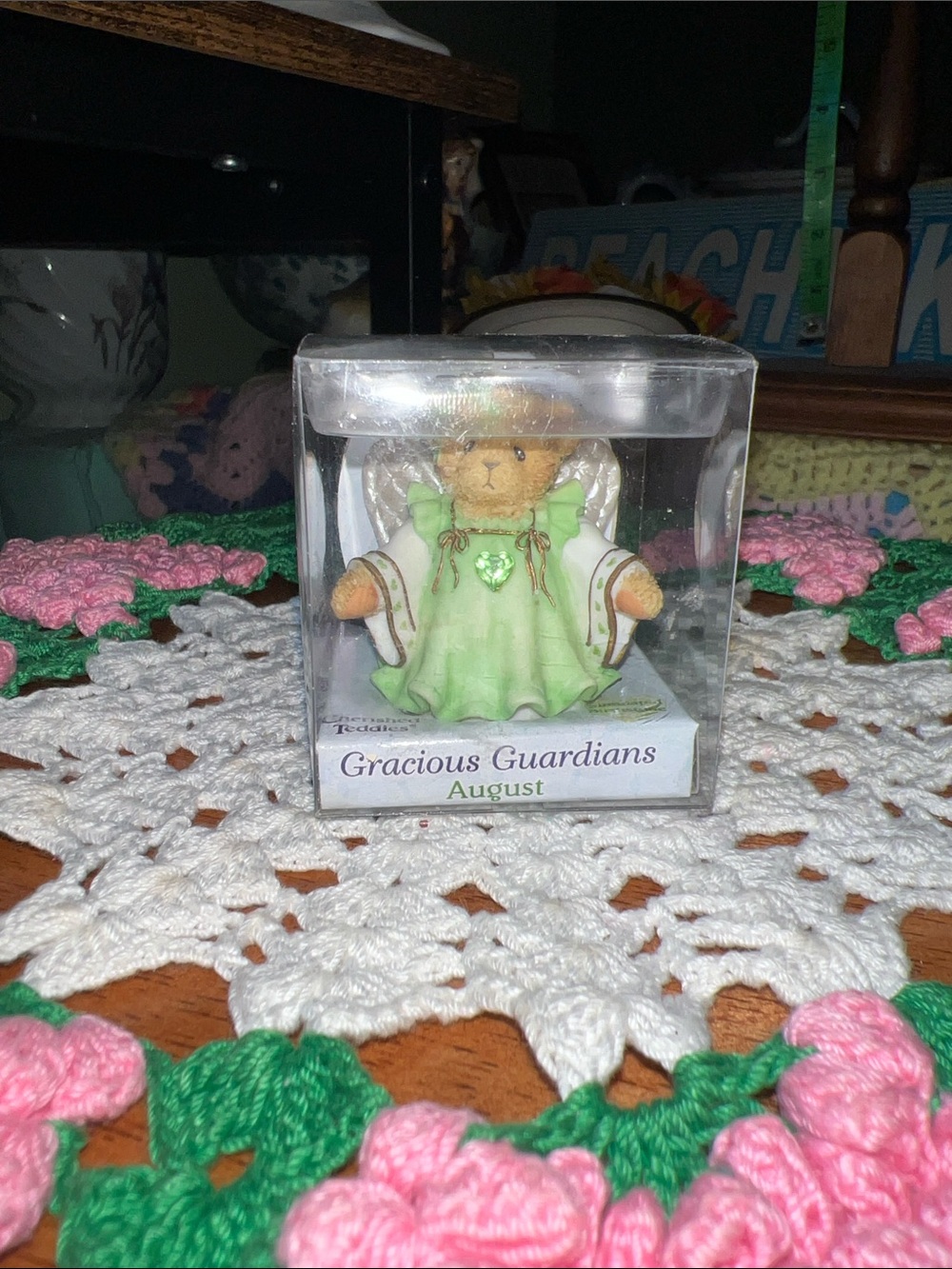 Gracious Guardians August Angel Bear Figurine - peridot - Picture 8 of 8